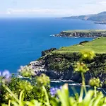 Salt Lips - Azores Surf Experience Auberge de jeunesse