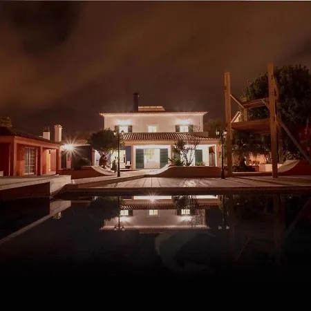 Hostel Salt Lips - Azores Surf Experience *