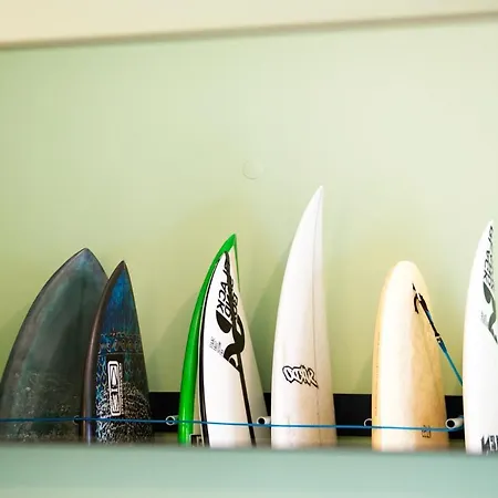 Salt Lips - Azores Surf Experience * Ponta Delgada (Sao Miguel)