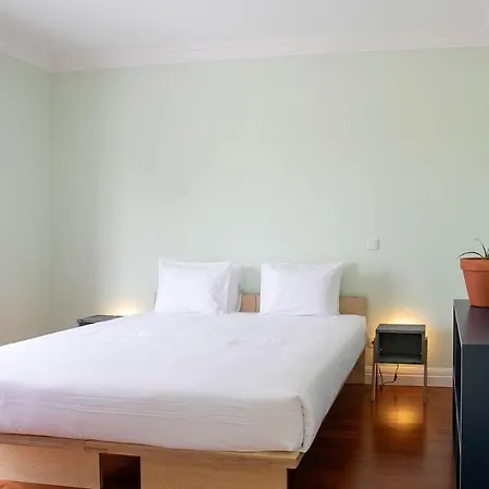 Hostal Salt Lips - Azores Surf Experience *