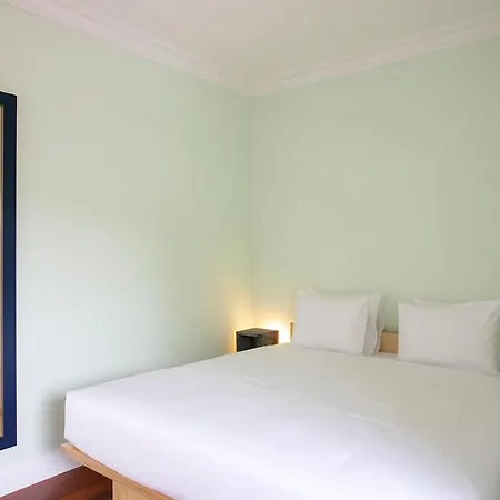 Salt Lips - Azores Surf Experience * Ponta Delgada