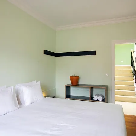 Salt Lips Surf & Coworking Azores Hostel