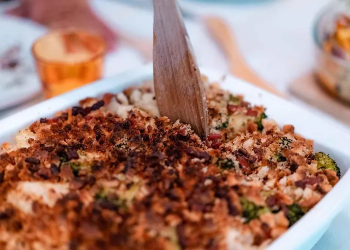 Salt Lips - Azores Surf Experience