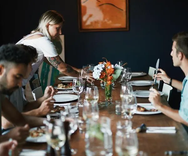 Salt Lips - Azores Surf Experience Hostel Ponta Delgada