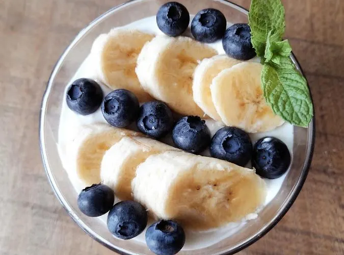 Salt Lips - Azores Surf Experience